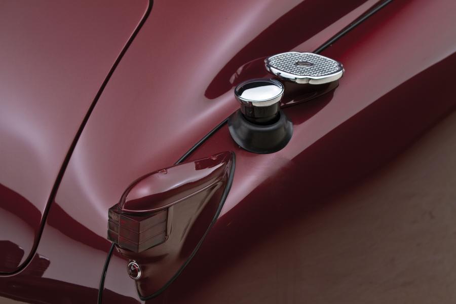 Детали экстерьера LaSalle Custom Convertible Coupe (38-5067) 1938 года  (фото 14 из 20)
